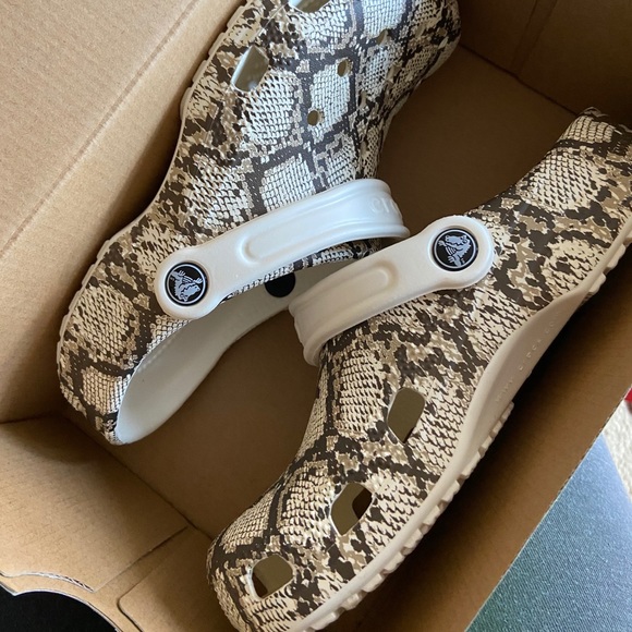 Snakeskin crocs Clearance
